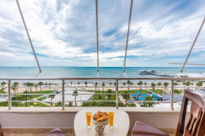 Old Town 2BR with Sea View